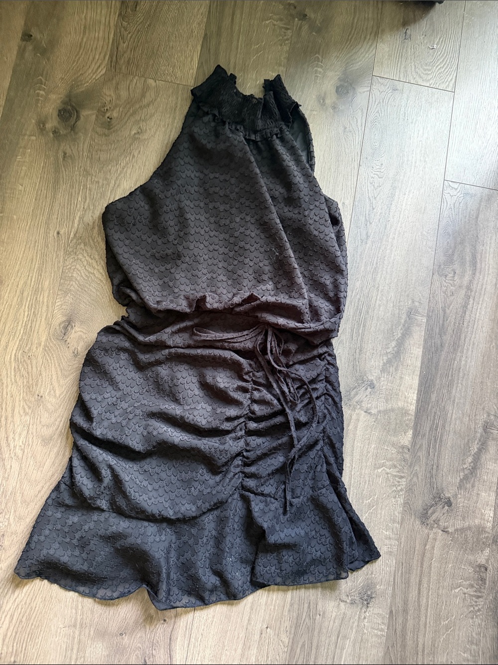 SHEIN Black Sleeveless High-Neck Mini Dress with Side Ruched Detail